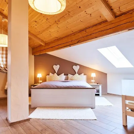 Haus Sonnblick Apartamento *