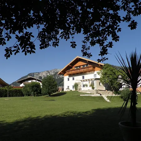 Haus Sonnblick * 왕글